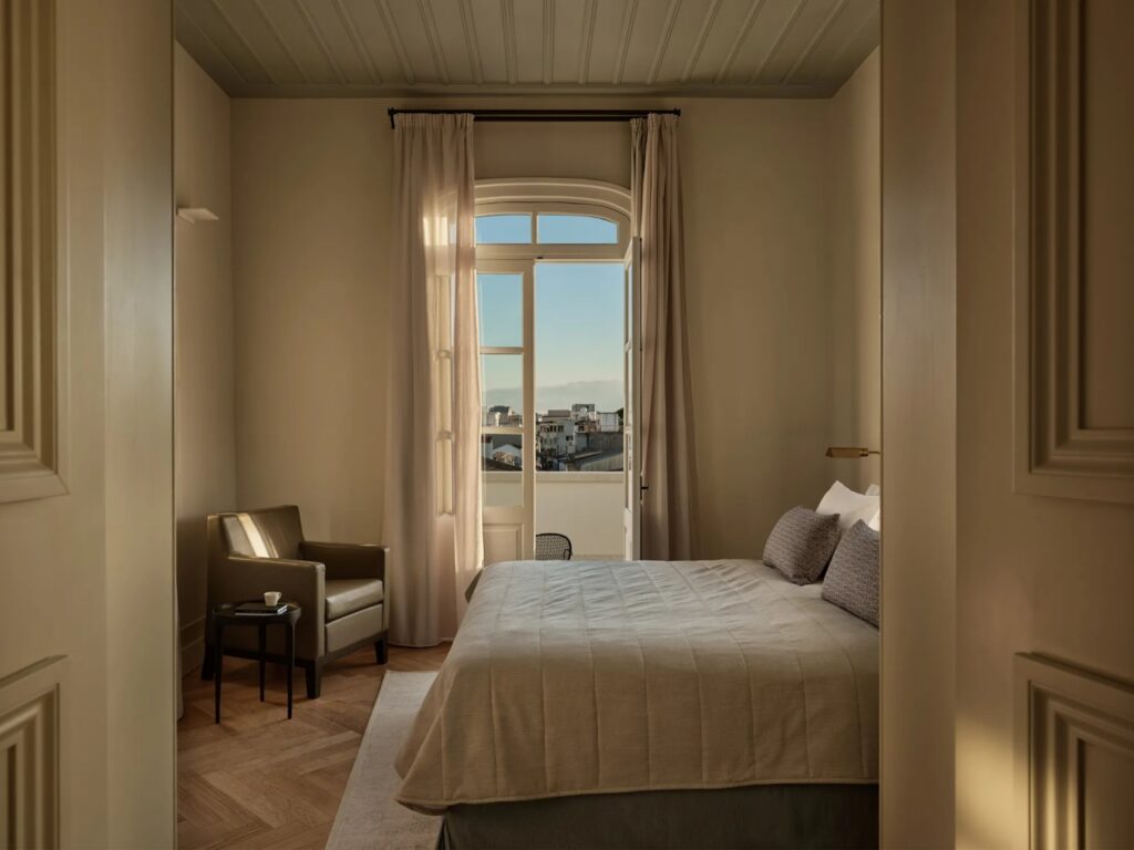 Turning Hotels Into Stories