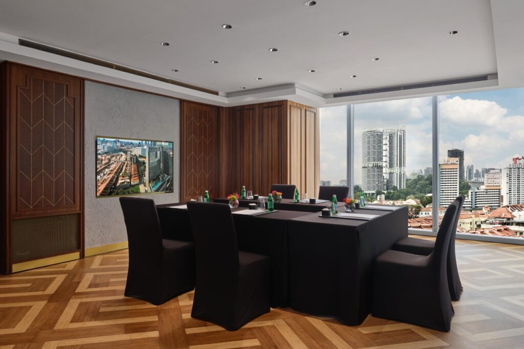 A Reimagined Club Lounge