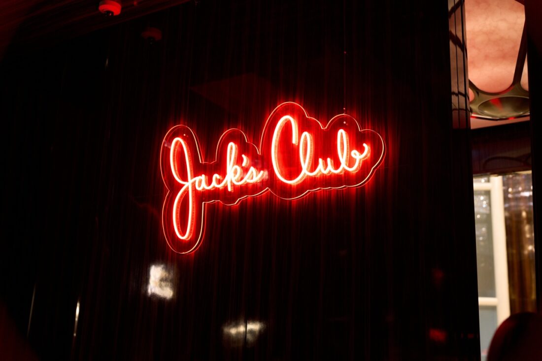Jack’s Club Swings In